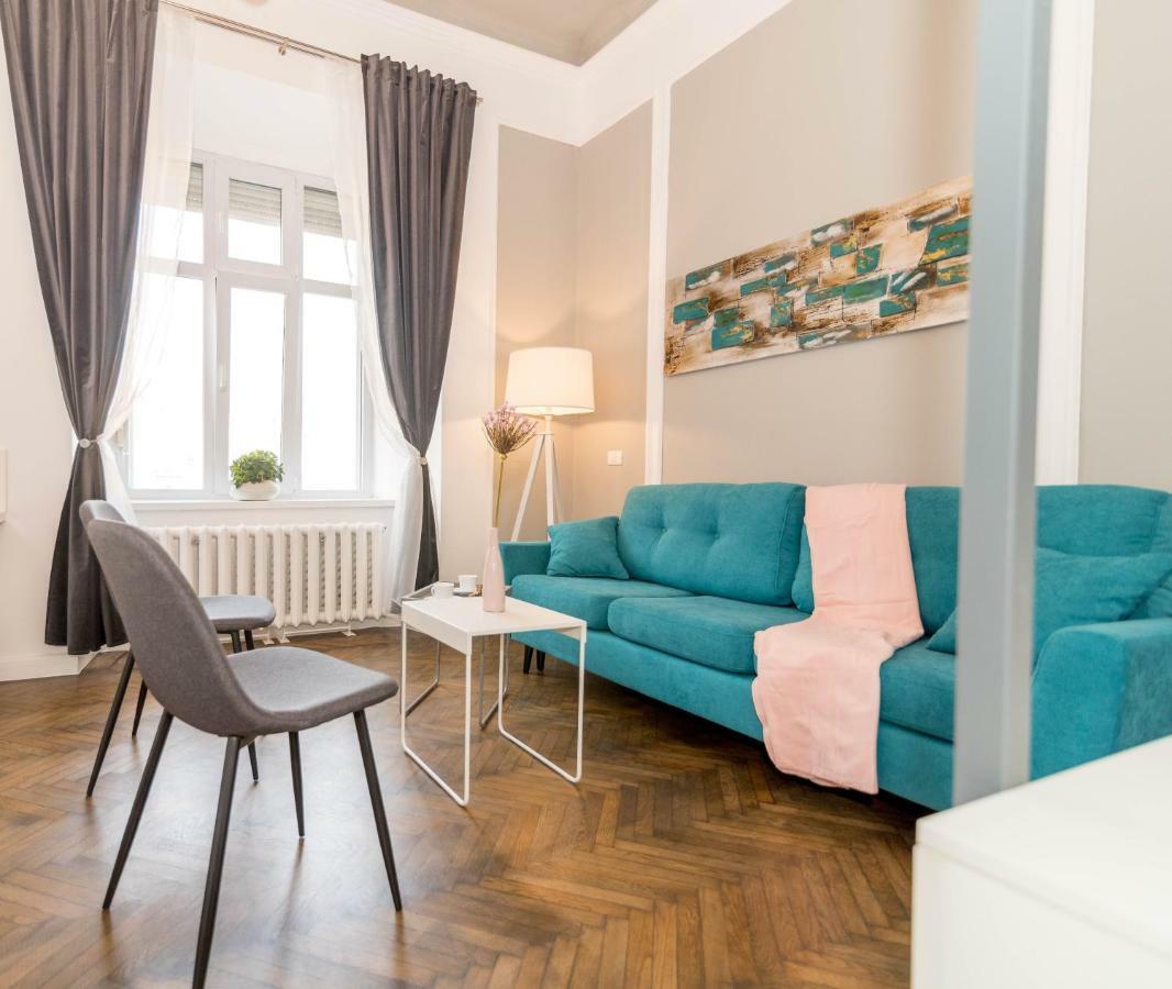 Central Premium Suites Timişoara Exteriör bild