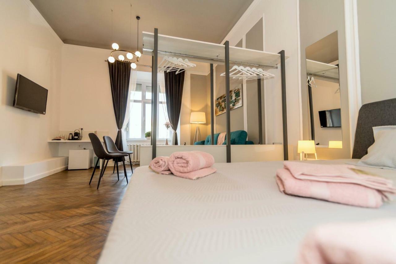 Central Premium Suites Timişoara Exteriör bild