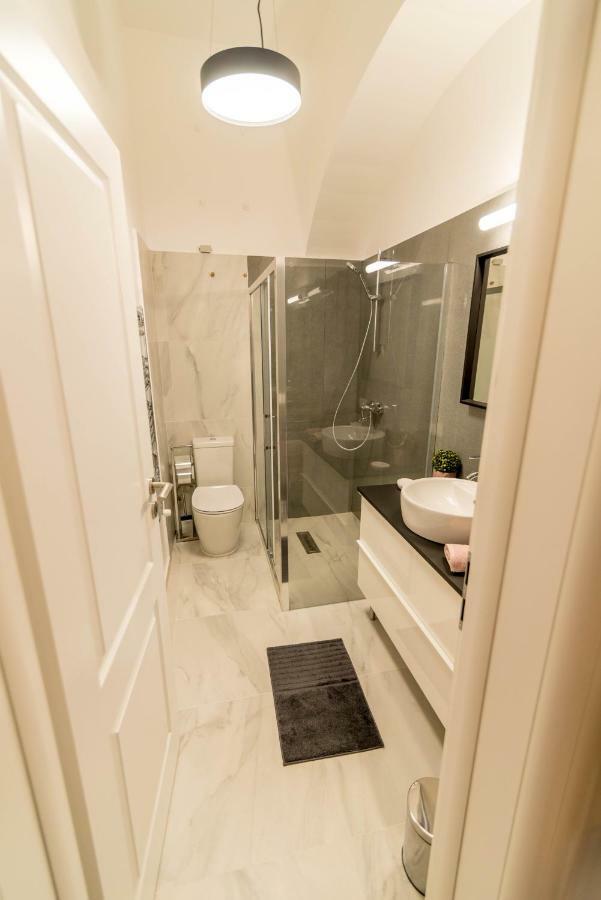 Central Premium Suites Timişoara Exteriör bild